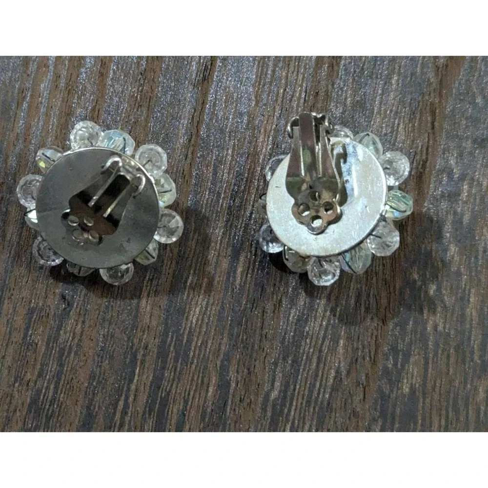 Vintage Aurora Borealis Crystal Cluster Clip On Earrings Silver Tone Floral‎ 60s